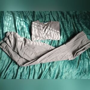 Cherokee Men’s Scrub Set – Medium – Grey – Classic Fit – Cargo Pants